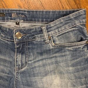 Kut from the Kloth mid Rise Blue Jeans kathrine boyfriend cut